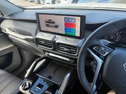 2025 LDV D90 Executive