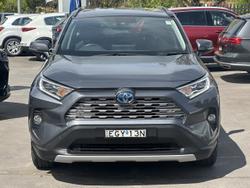 2020 Toyota
                RAV4 GXL