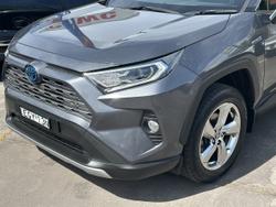2020 Toyota
                RAV4 GXL