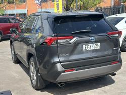 2020 Toyota
                RAV4 GXL