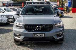 2022 Volvo XC40 T5 R-Design