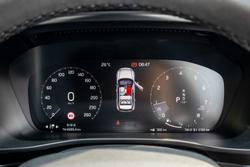 2022 Volvo XC40 T5 R-Design