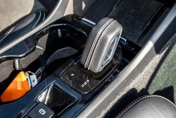 2022 Volvo XC40 T5 R-Design