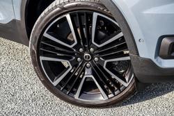 2022 Volvo XC40 T5 R-Design