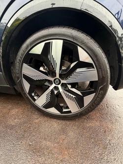 2024 Renault Megane E-Tech Techno EV60 XCB MY24 Night Blue with Diamond Black roof