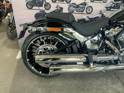 2025 Harley-davidson FXBR BREAKOUT (117) Vivid Black