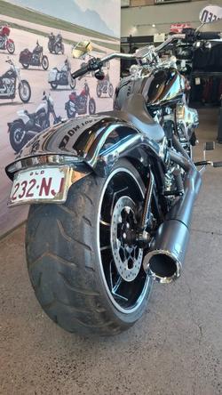 2016 Harley-davidson FXSB SOFTAIL BREAKOUT Black