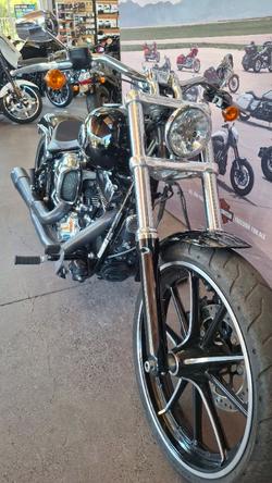 2016 Harley-davidson FXSB SOFTAIL BREAKOUT Black