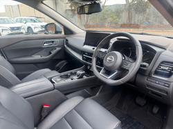 2024 Nissan X-TRAIL ST-L