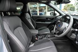 2025 Subaru Forester Touring S6 MY26 AWD Ice Silver