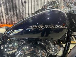2018 Harley-davidson FLDE DELUXE (107) Midnight Blue/Barracuda Silver