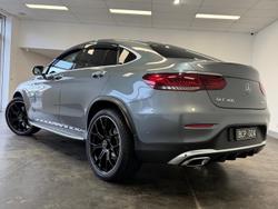 2019 Mercedes-Benz
                GLC-Class GLC300