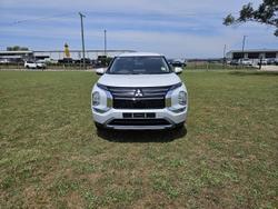 2025 Mitsubishi
Outlander Aspire