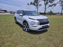 2025 Mitsubishi
Outlander Aspire