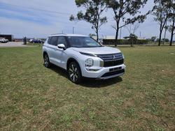 2025 Mitsubishi
Outlander Aspire