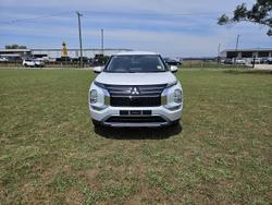 2025 Mitsubishi
Outlander Aspire