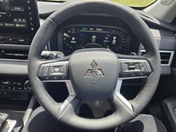 2025 Mitsubishi Outlander Aspire