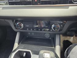 2025 Mitsubishi
Outlander Aspire