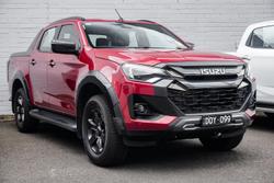 2025 Isuzu
D-MAX X-TERRAIN