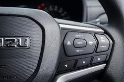 2025 Isuzu
MU-X LS-M