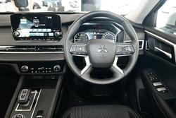 2024 Mitsubishi
Outlander LS