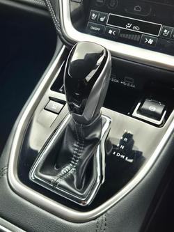 2022 Subaru
Outback AWD Touring