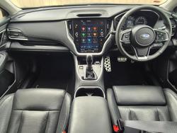 2022 Subaru
Outback AWD Touring