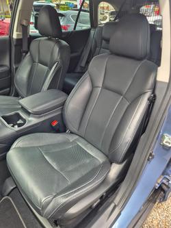 2022 Subaru
Outback AWD Touring