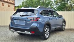 2022 Subaru
Outback AWD Touring