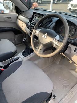 2012 Mitsubishi Triton GLX MN MY12 WHITE