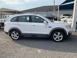 2013 Holden Captiva 7 LX CG Series II MY12 AWD SUMMIT WHITE