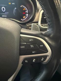 2019 Jeep
Grand Cherokee Overland