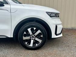 2022 Kia
Sorento Sport