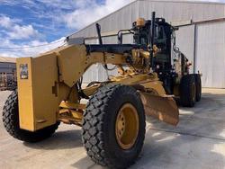 2017 CAT 140M Grader