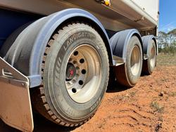 2022 Jamieson
B Double Tipper Set