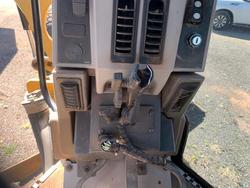 2011 CAT 140M Grader