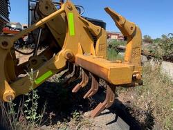 2011 CAT 140M Grader