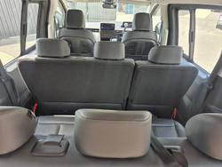 2022 Hyundai STARIA Highlander US4.V1 MY22 Abyss Black