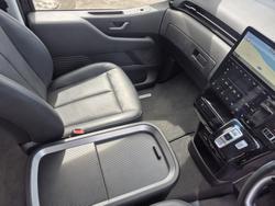 2022 Hyundai STARIA Highlander US4.V1 MY22 Abyss Black