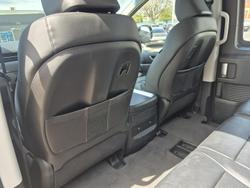 2022 Hyundai STARIA Highlander US4.V1 MY22 Abyss Black