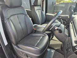 2022 Hyundai STARIA Highlander US4.V1 MY22 Abyss Black