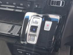 2022 Hyundai STARIA Highlander US4.V1 MY22 Abyss Black