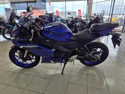 2025 Yamaha YZF-R3 R3 Blue
