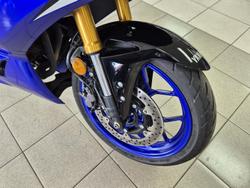 2025 Yamaha YZF-R3 R3 Blue
