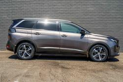 2021 Peugeot 5008 GT