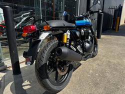 2025 Royal Enfield (see Also Enfiel CONTINENTAL GT 650 E5 DARK BLACK