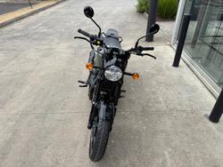 2025 Royal Enfield (see Also Enfiel SHOTGUN 650 GREEN