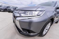 2019 Mitsubishi Outlander ES