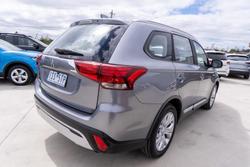 2019 Mitsubishi Outlander ES