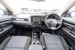 2019 Mitsubishi Outlander ES